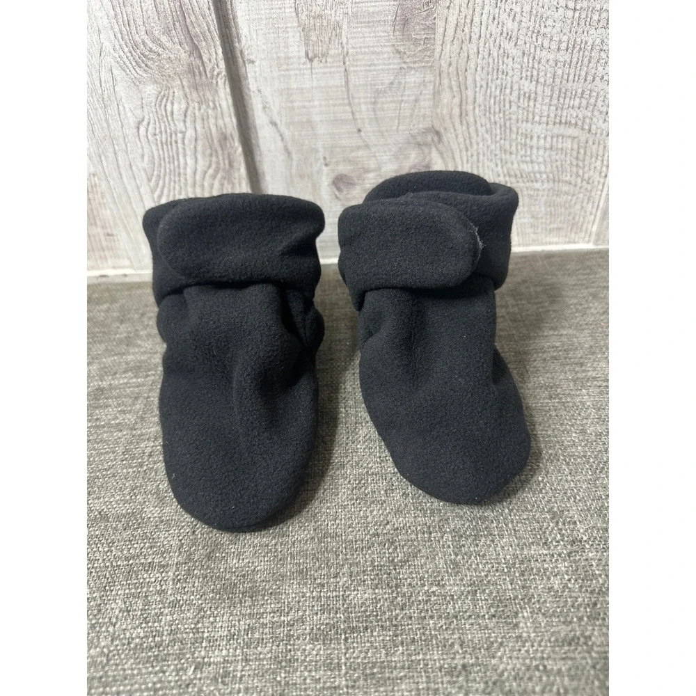 Fuzzy Black Fleece Front Feet Dog Booties Non Slip Grippers Adjustable Straps